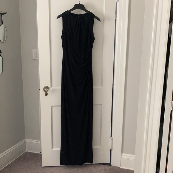 Ralph Lauren column gown with beaded neckline - Picture 3 of 11